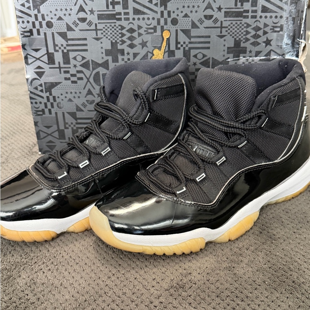 Jordan 11 Retro Jubilee 25th anniversary size 8M